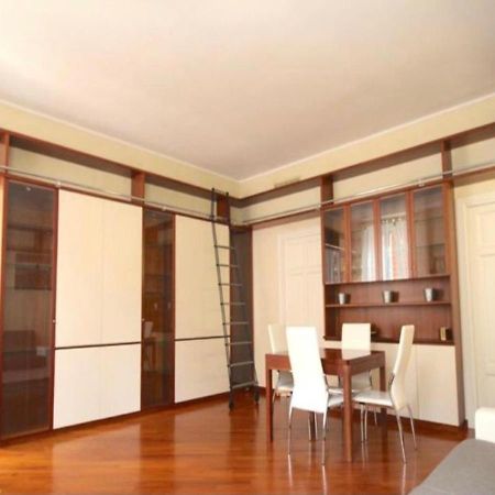 Trevi Nice Holiday - Luxury Apartment Рим Екстериор снимка