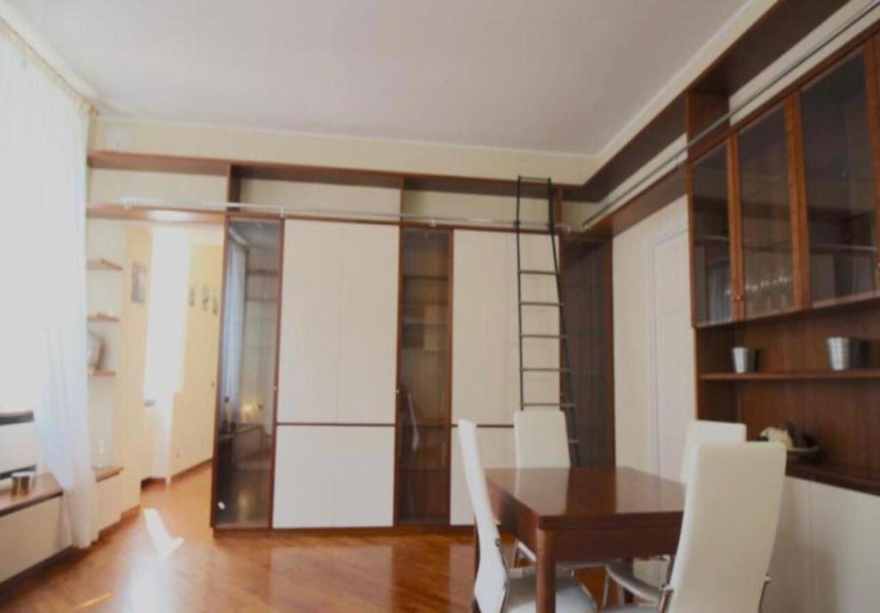 Trevi Nice Holiday - Luxury Apartment Рим Екстериор снимка